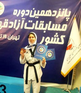 افتخارآفرینی نادیا اقبالی در مسابقات هان مادانگ قهرمانی کشور